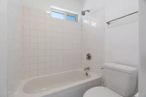 Bath - 5938 E Nance St, Mesa, AZ 85215 photo 5 of 5