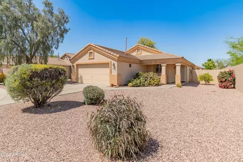 10372 W Pontiac Dr, Peoria, AZ 85382