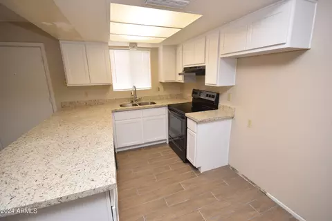1426 E Mountain View Rd, Phoenix, AZ 85020 photo 9