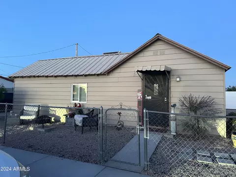 134 W Washington Ave, Gilbert, AZ 85233