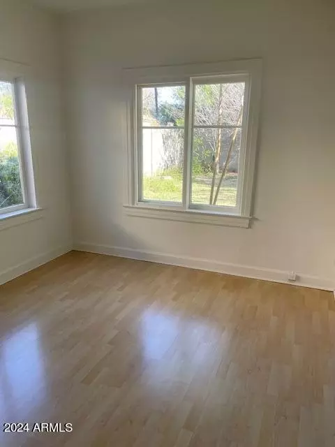 1112 E Weldon Ave, Phoenix, AZ 85014 photo 3