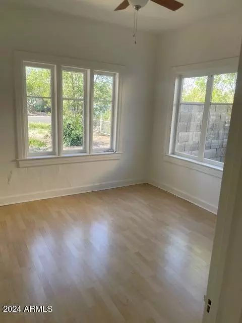 1112 E Weldon Ave, Phoenix, AZ 85014 photo 4