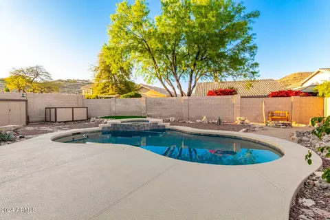 Exterior - 2320 E Silverwood Dr, Phoenix, AZ 85048 photo 14 of 18