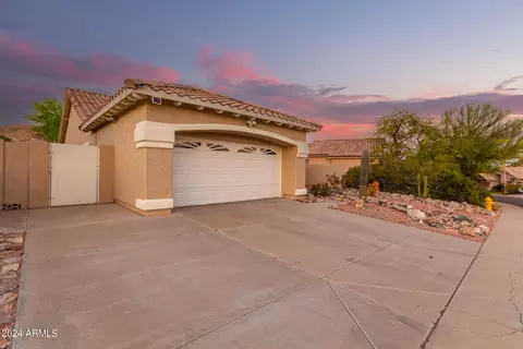 Exterior - 2320 E Silverwood Dr, Phoenix, AZ 85048 photo 2 of 18