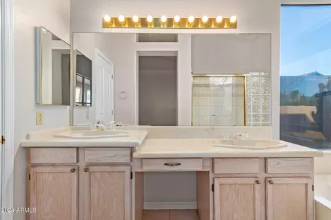 Bath - 2320 E Silverwood Dr, Phoenix, AZ 85048 photo 1 of 5