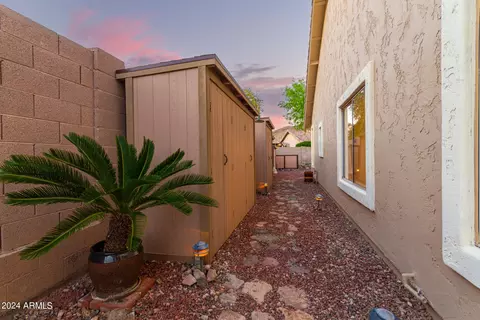 Exterior - 2320 E Silverwood Dr, Phoenix, AZ 85048 photo 6 of 18