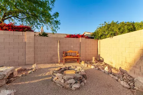 Exterior - 2320 E Silverwood Dr, Phoenix, AZ 85048 photo 16 of 18