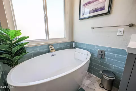 Bath - 2139 E Sierra Madre Ave, Gilbert, AZ 85296 photo 13 of 14