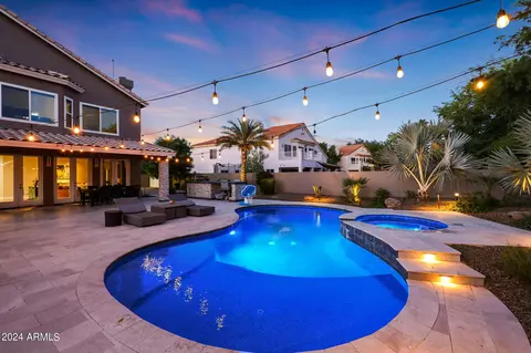 Exterior - 2139 E Sierra Madre Ave, Gilbert, AZ 85296 photo 6 of 30