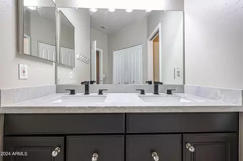 Bath - 2139 E Sierra Madre Ave, Gilbert, AZ 85296 photo 7 of 14