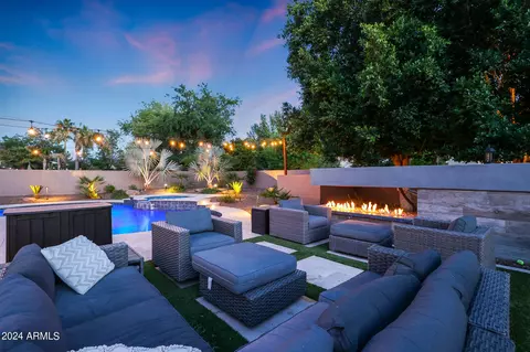 Exterior - 2139 E Sierra Madre Ave, Gilbert, AZ 85296 photo 10 of 30