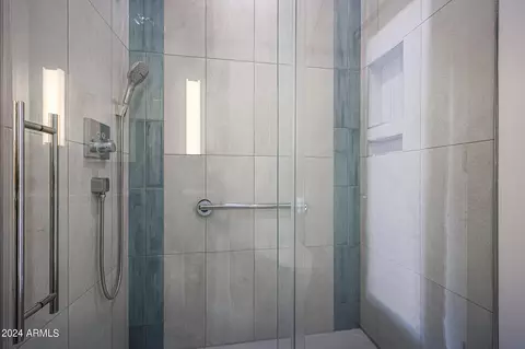 Bath - 2139 E Sierra Madre Ave, Gilbert, AZ 85296 photo 3 of 14