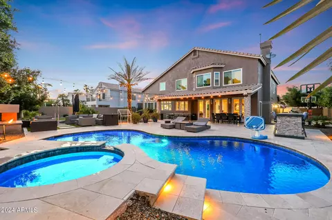 Exterior - 2139 E Sierra Madre Ave, Gilbert, AZ 85296 photo 9 of 30