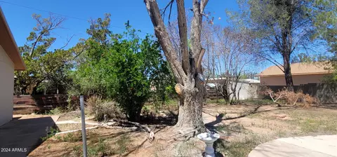 Exterior - 2140 E 11th St, Douglas, AZ 85607 photo 3 of 9