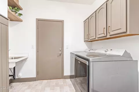 875 W Juniper Ave, Gilbert, AZ 85233 photo 25