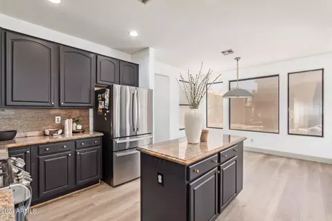 875 W Juniper Ave, Gilbert, AZ 85233 photo 13