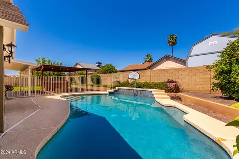 6630 E Ingram St, Mesa, AZ 85205 photo 2