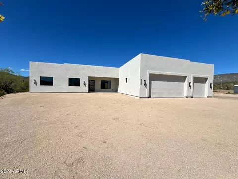 48920 N Fig Springs Rd, New River, AZ 85087