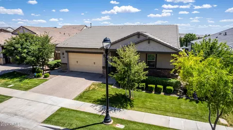 Exterior - 3451 E Boot Track Trl, Gilbert, AZ 85296 photo 3 of 9