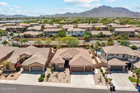 View/Area - 3879 E Jaguar Ave, Gilbert, AZ 85298 photo 2 of 8
