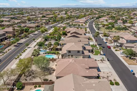 View/Area - 3879 E Jaguar Ave, Gilbert, AZ 85298 photo 5 of 8
