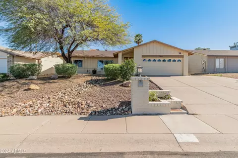 2615 E Marilyn Rd, Phoenix, AZ 85032