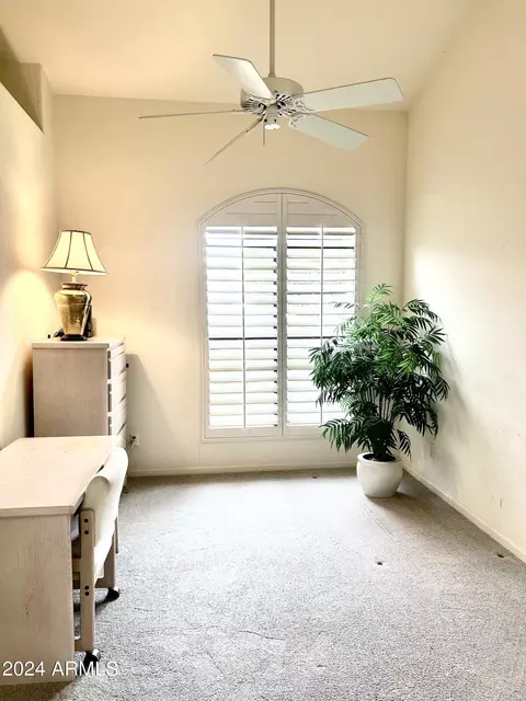 Bedroom - 1075 E Shangri La Rd, Phoenix, AZ 85020 photo 1 of 2