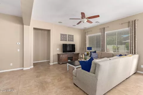 10314 E Catalyst Ave, Mesa, AZ 85212 photo 4