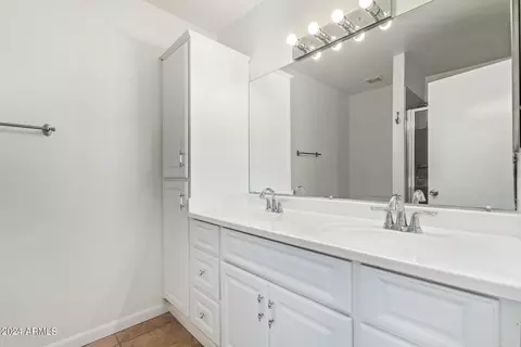 2139 E Donner Dr, Tempe, AZ 85282 photo 11