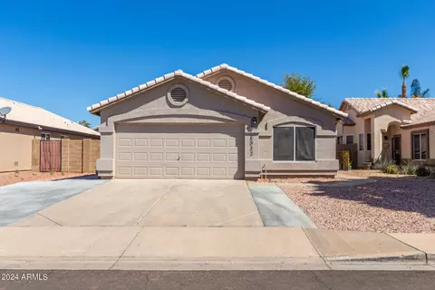 5032 E Hilton Ave, Mesa, AZ 85206