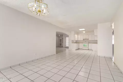 5930 W Whitton Ave, Phoenix, AZ 85033 photo 12