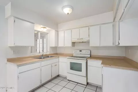 5930 W Whitton Ave, Phoenix, AZ 85033 photo 15