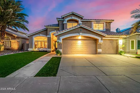 1341 E Rock Wren Rd, Phoenix, AZ 85048