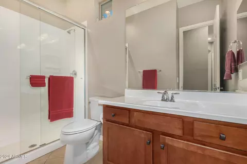Bath - 4511 E Jones St, Gilbert, AZ 85295 photo 3 of 3