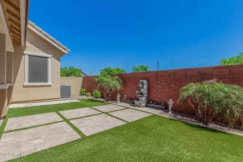 Exterior - 4511 E Jones St, Gilbert, AZ 85295 photo 7 of 9