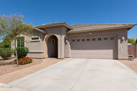 Exterior - 3170 E Desert Broom Pl, Chandler, AZ 85286 photo 2 of 9