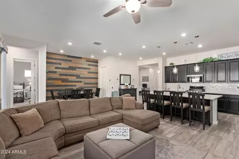 Living - 3170 E Desert Broom Pl, Chandler, AZ 85286 photo 1 of 2