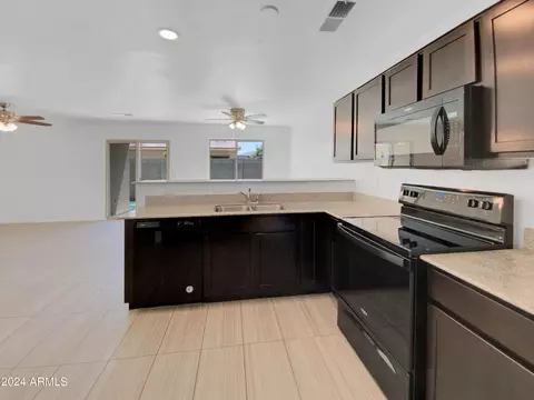 1861 W Overland St, Apache Junction, AZ 85120 photo 13