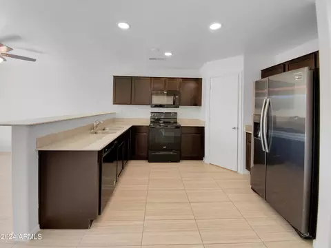 1861 W Overland St, Apache Junction, AZ 85120 photo 6