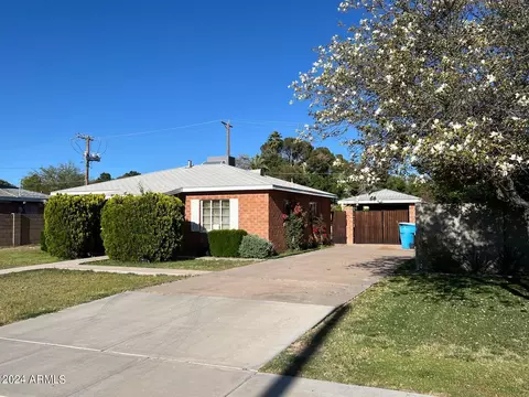 2939 N 25th Pl, Phoenix, AZ 85016