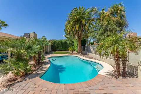 Exterior - 4408 E Ludlow Dr, Phoenix, AZ 85032 photo 10 of 13