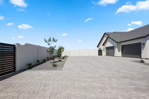 Exterior - 23004 E Ivanhoe St, Mesa, AZ 85212 photo 6 of 9