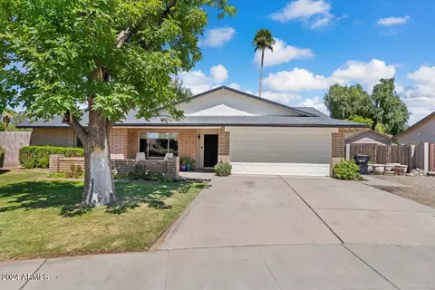10556 E Mercer Ln, Scottsdale, AZ 85259