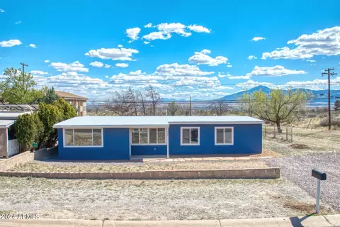 537 Santa Cruz Dr, Bisbee, AZ 85603