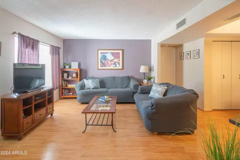 Living - 773 E Lola Dr, Phoenix, AZ 85022 photo 2 of 6