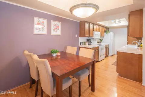 Dining - 773 E Lola Dr, Phoenix, AZ 85022 photo 1 of 2