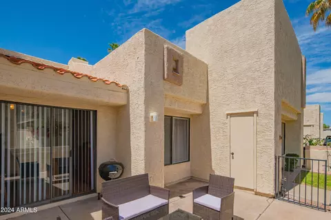 Exterior - 773 E Lola Dr, Phoenix, AZ 85022 photo 2 of 11