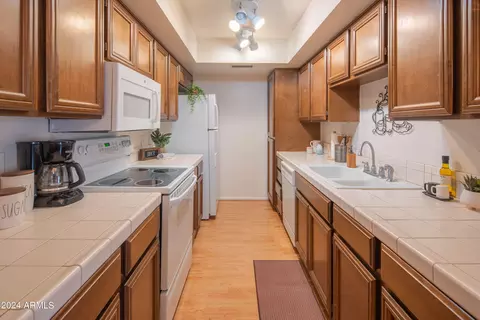 Kitchen - 773 E Lola Dr, Phoenix, AZ 85022 photo 1 of 4