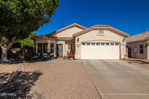725 N Tiago Ct, Gilbert, AZ 85233