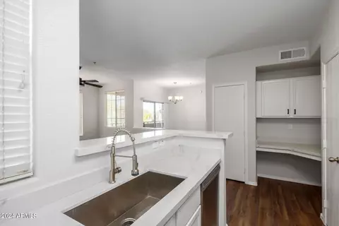 1720 E Thunderbird Rd #2116, Phoenix, AZ 85022 photo 3